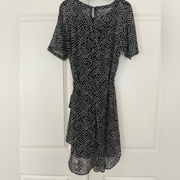 EUC- LOFT Dress Size M. - Picture 2 of 4